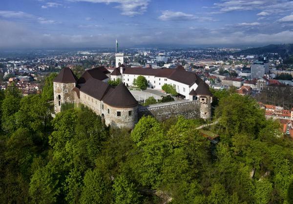 SetWidth1000-Ljubljanski-grad-Foto-Arne-Hodali2